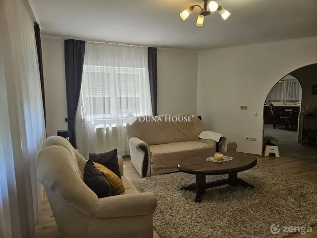 Eladó ház Szentendre 210 nm