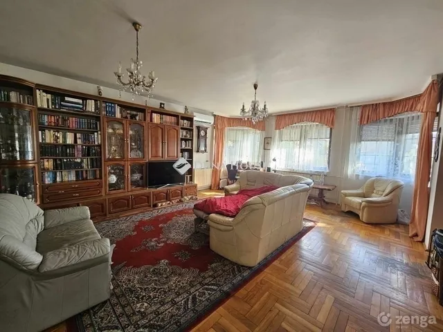 Eladó ház Budapest XVIII. kerület 263 nm