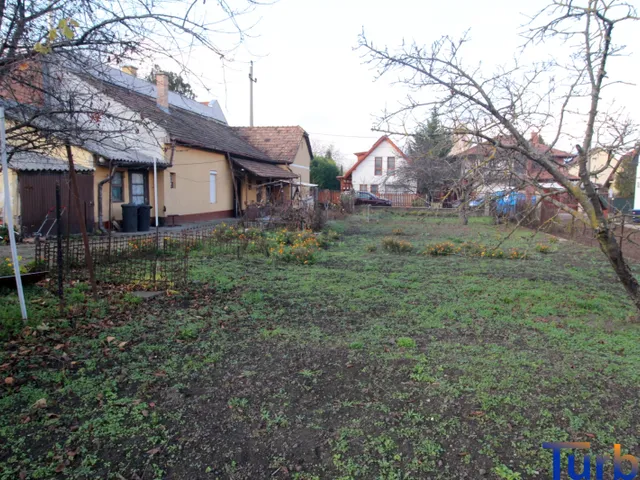 Eladó telek Budapest XVI. kerület 721 nm