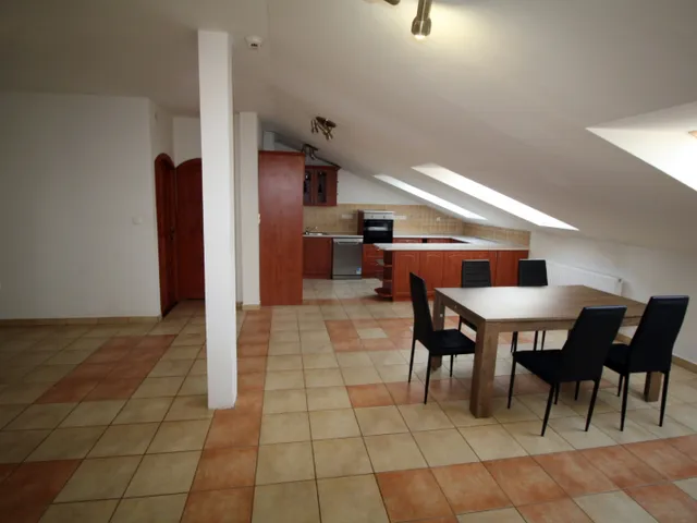 Kiadó lakás Dunakeszi 77 nm