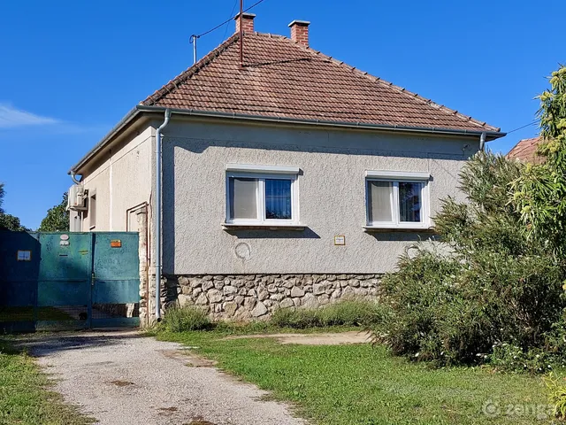 Eladó ház Fertőszentmiklós 71 nm