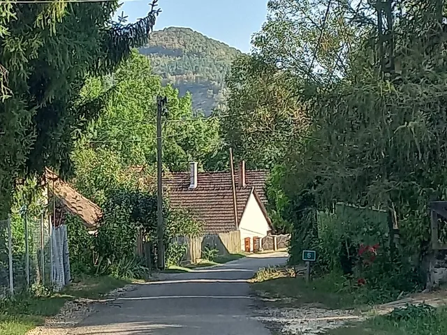 Eladó ház Komlóska 87 nm