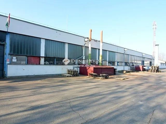 Eladó kereskedelmi és ipari ingatlan Kecskemét 750 nm