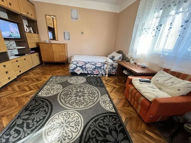 Eladó ház Kecskemét 70 nm