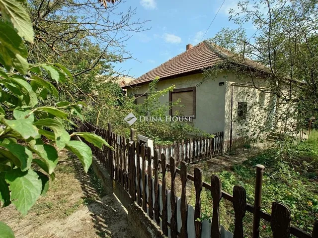 Eladó ház Városföld 90 nm