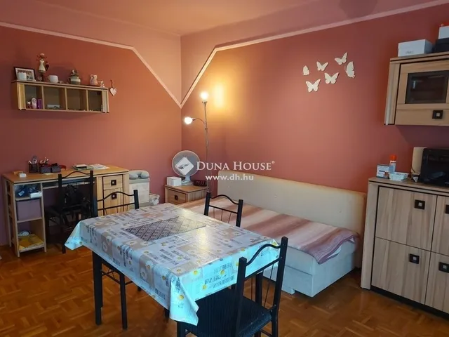 Eladó lakás Kecskemét 28 nm