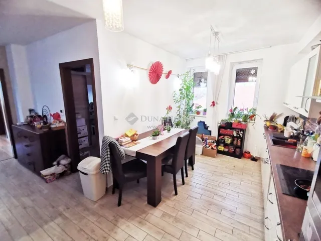 Kiadó lakás Kecskemét 103 nm