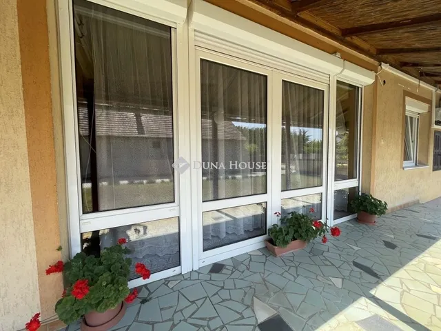 Eladó ház Kerekegyháza 200 nm