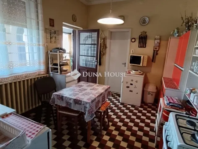 Eladó ház Kecskemét 120 nm