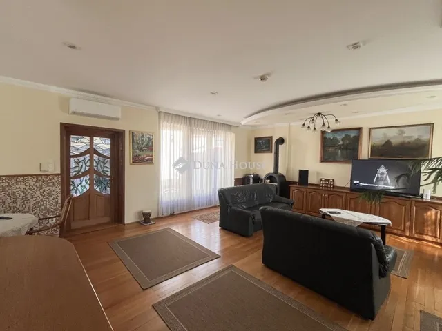 Eladó ház Kecskemét 218 nm