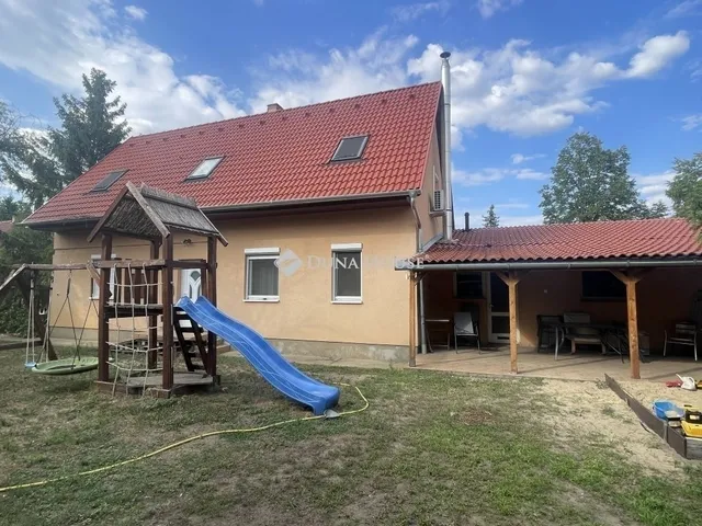 Eladó ház Kecskemét 120 nm