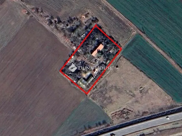 Eladó mezőgazdasági ingatlan Kecskemét 150 nm