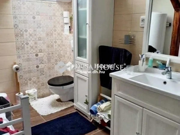 Eladó ház Helvécia 175 nm