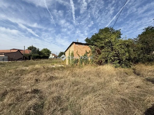 Eladó telek Kecskemét 1582 nm