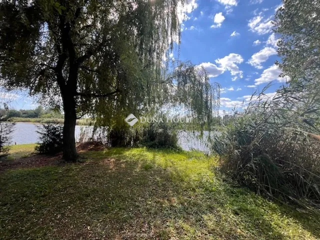 Eladó ház Tiszaug 120 nm