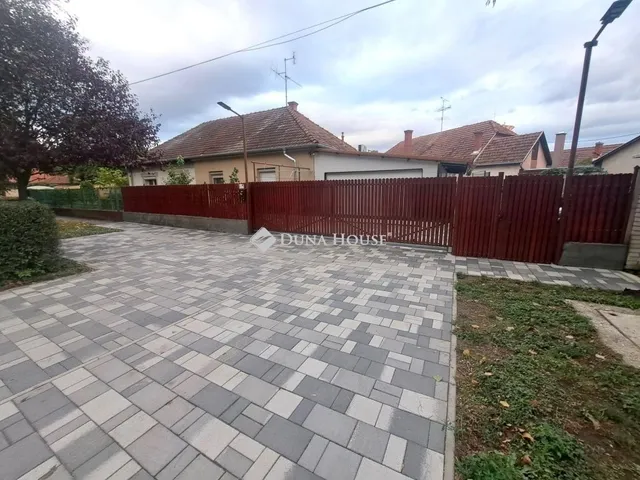 Eladó ház Kecskemét 65 nm