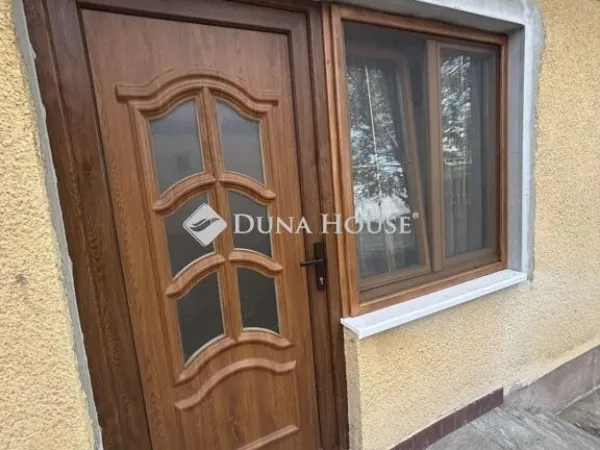 Eladó ház Szentkirály 45 nm