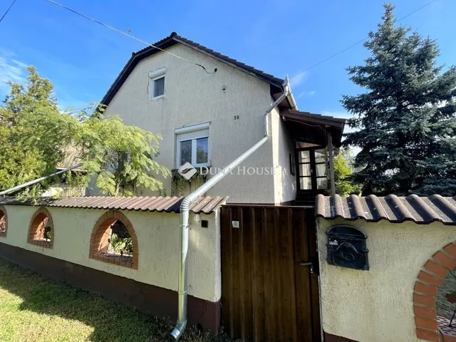 Eladó ház Izsák 136 nm