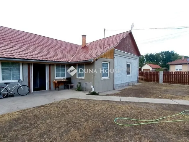 Eladó ház Helvécia 102 nm