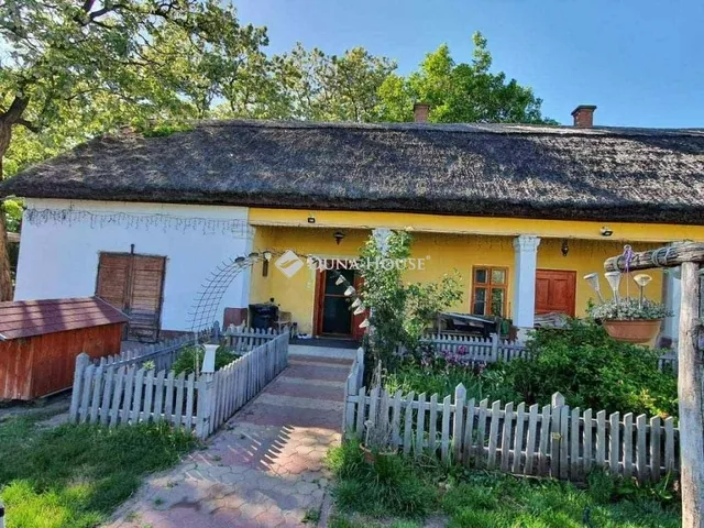 Eladó mezőgazdasági ingatlan Lajosmizse 287 nm