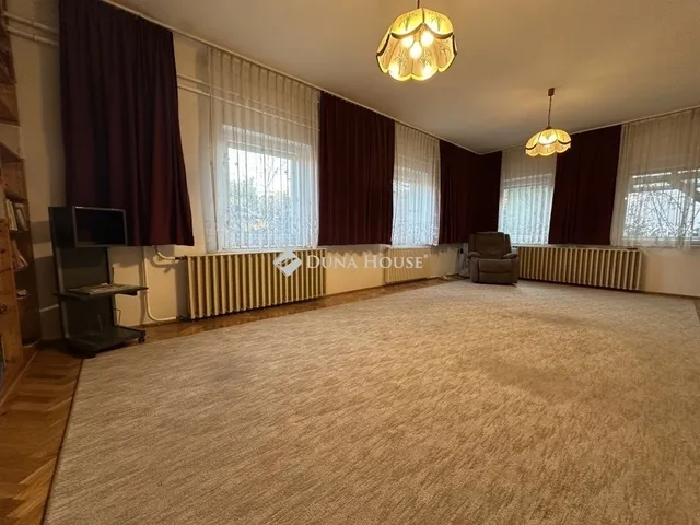 Eladó ház Kecskemét 150 nm