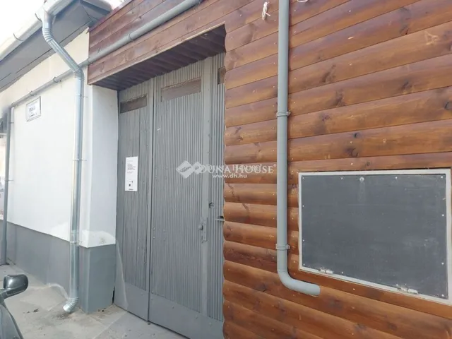 Eladó lakás Kecskemét 230 nm