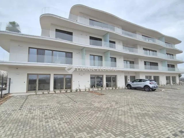 Eladó lakás Ballószög 60 nm