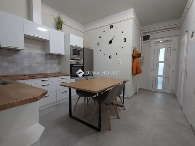 Kiadó lakás Kecskemét 66 nm