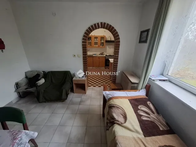 Eladó ház Tiszaalpár 75 nm