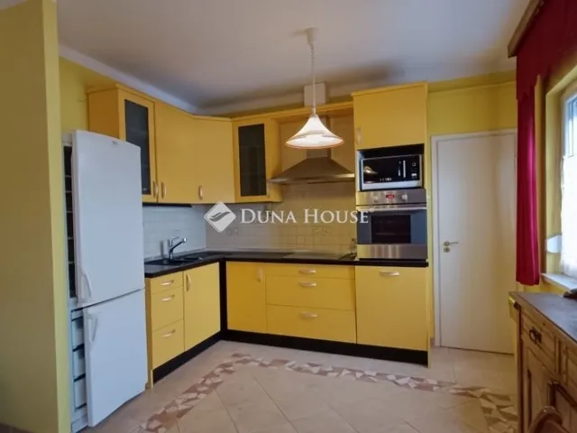 Eladó lakás Kecskemét 92 nm