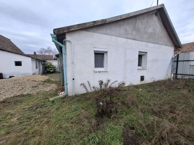 Eladó ház Kiskunfélegyháza 82 nm