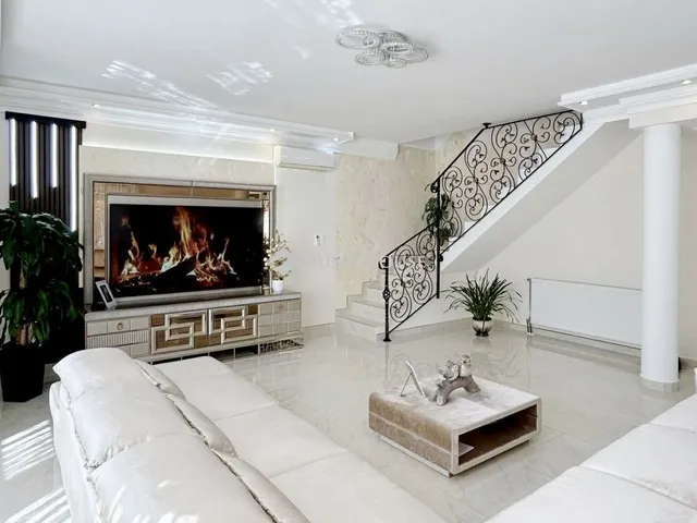 Eladó ház Halásztelek 356 nm