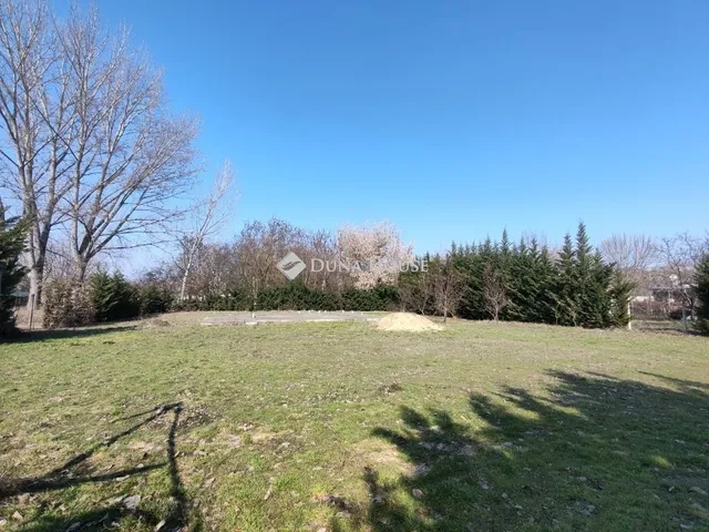 Eladó telek Kecskemét 1475 nm
