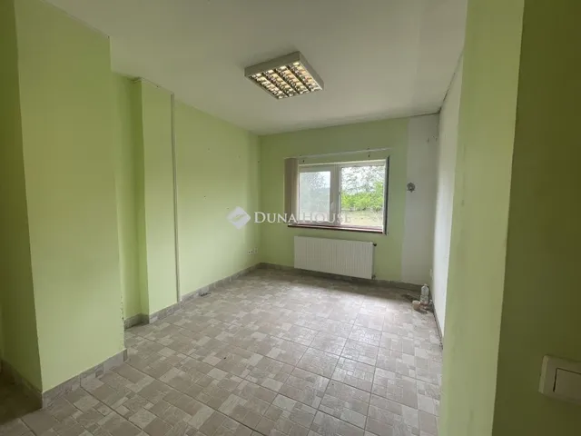 Eladó mezőgazdasági ingatlan Fülöpháza 242 nm