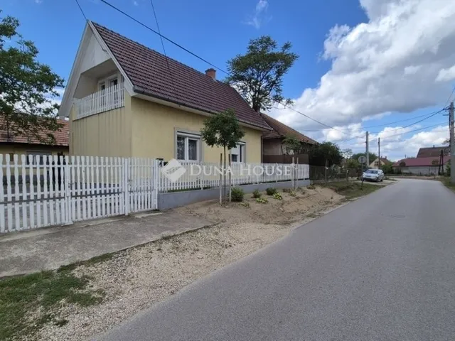 Eladó ház Lajosmizse 88 nm