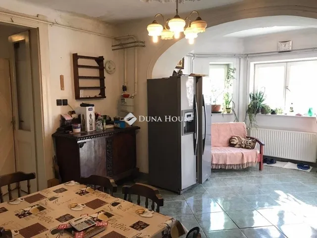 Eladó ház Kecskemét 230 nm