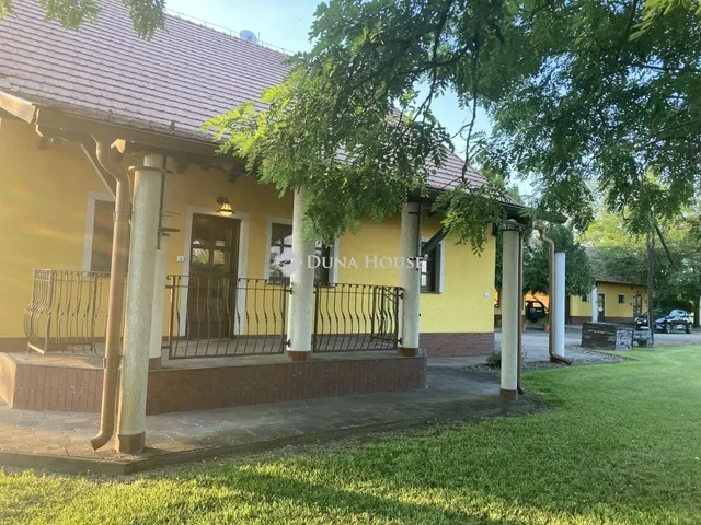 Eladó mezőgazdasági ingatlan Bugac 400 nm