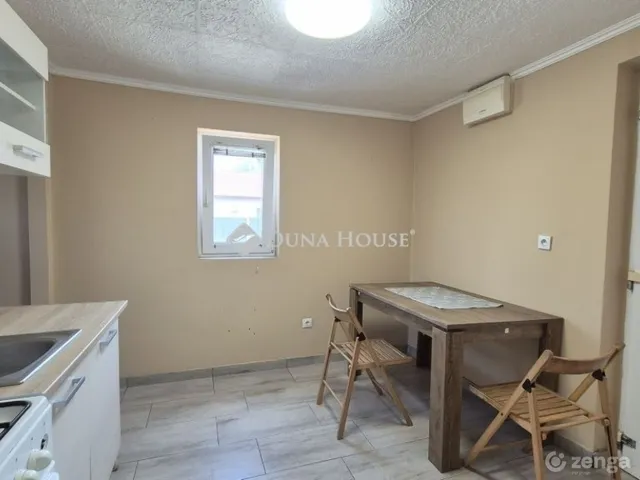 Eladó ház Kecskemét 30 nm
