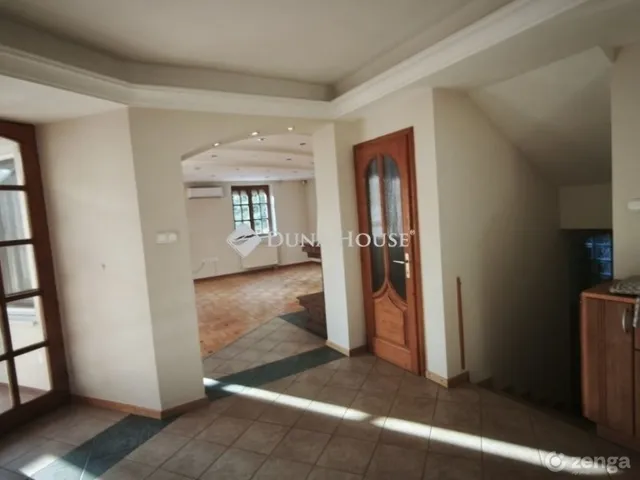 Eladó ház Kecskemét 370 nm