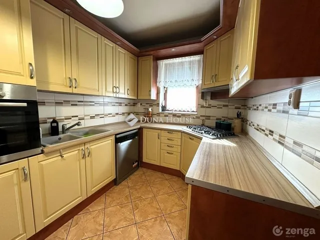 Eladó ház Jakabszállás 190 nm