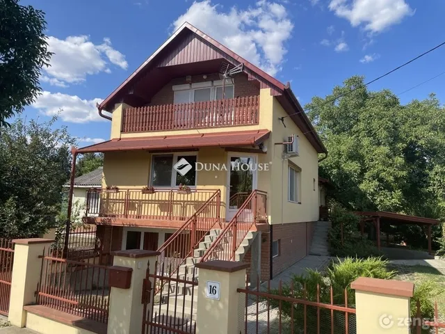 Eladó nyaraló Tiszakécske 140 nm