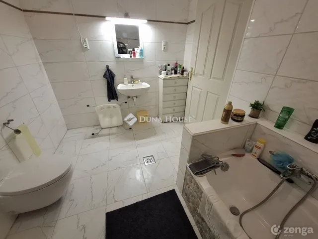 Eladó ház Kiskunfélegyháza 184 nm