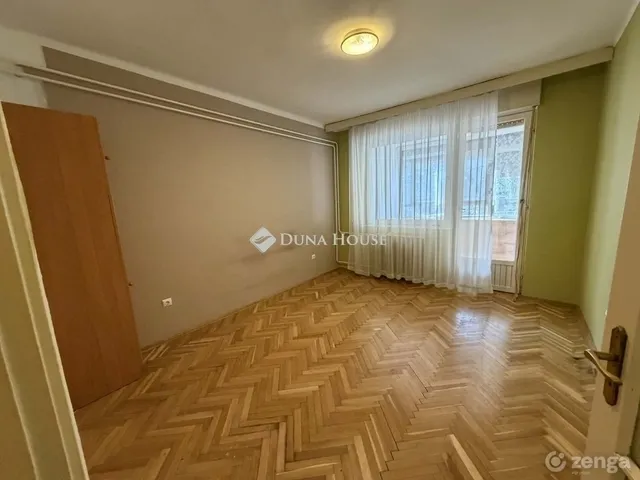 Eladó lakás Kecskemét 103 nm
