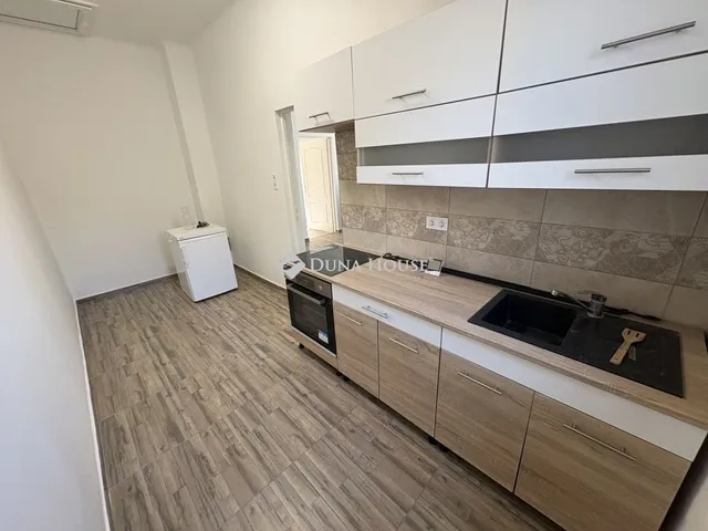 Eladó ház Kecskemét 65 nm