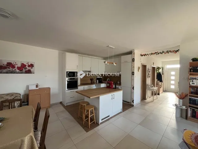 Eladó ház Helvécia 140 nm