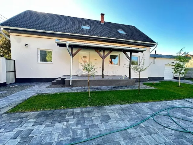 Eladó ház Nagykőrös 130 nm