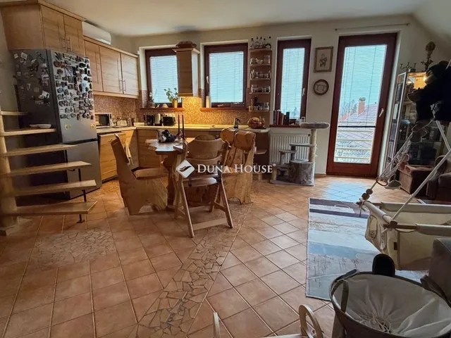 Eladó lakás Kecskemét 72 nm