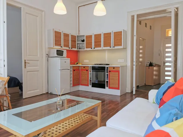 Kiadó lakás Budapest VIII. kerület, Orczy út 54 nm
