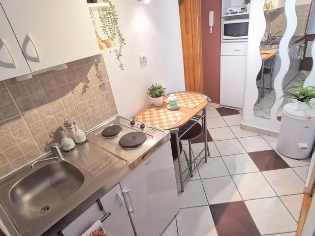 Kiadó lakás Budapest VII. kerület, Hársfa utca 12 nm
