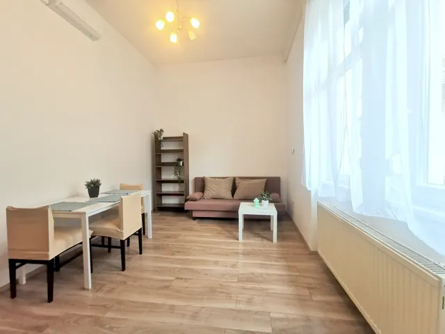 Kiadó lakás Budapest IX. kerület, Ráday utca 30 nm